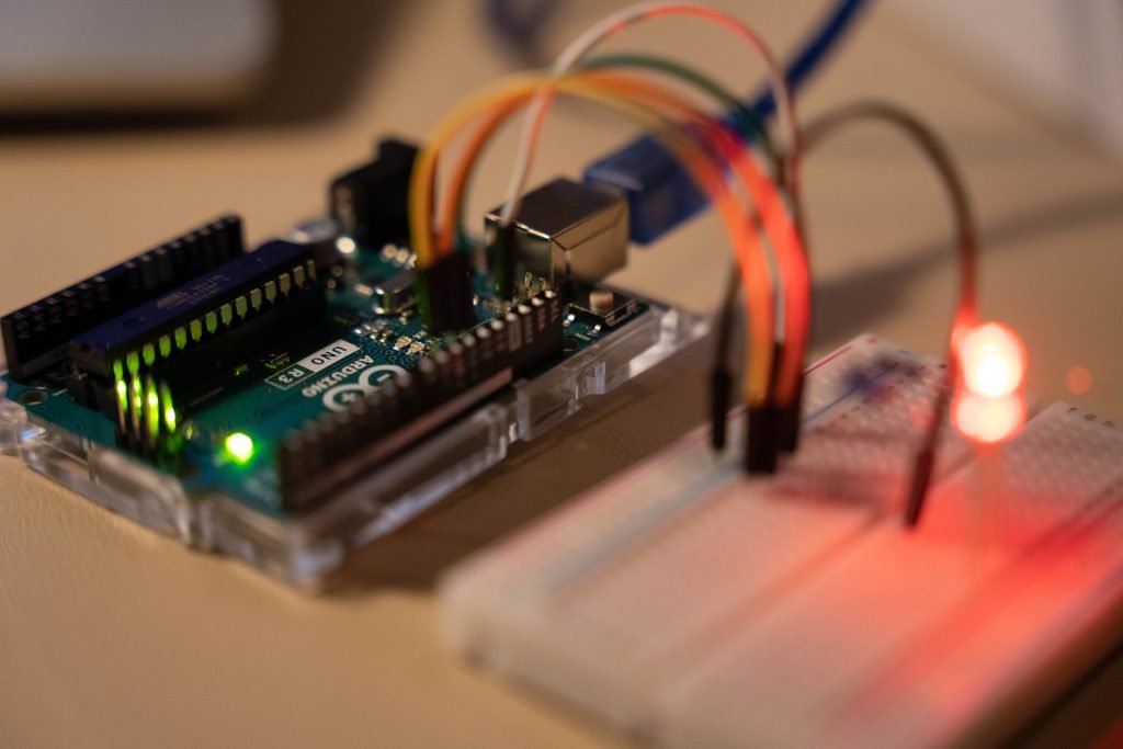 Arduino for beginners — breadboard circuit with LED and jumper wires