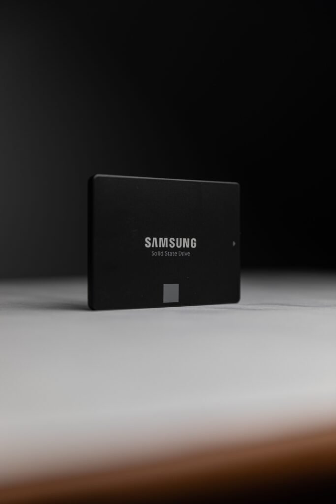 2.5-inch SATA SSD used in the NVMe vs SATA SSD comparison